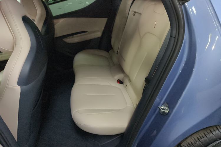 Used Lynk & Co Z20 2025 530 km Range Rear-Wheel Drive Max
