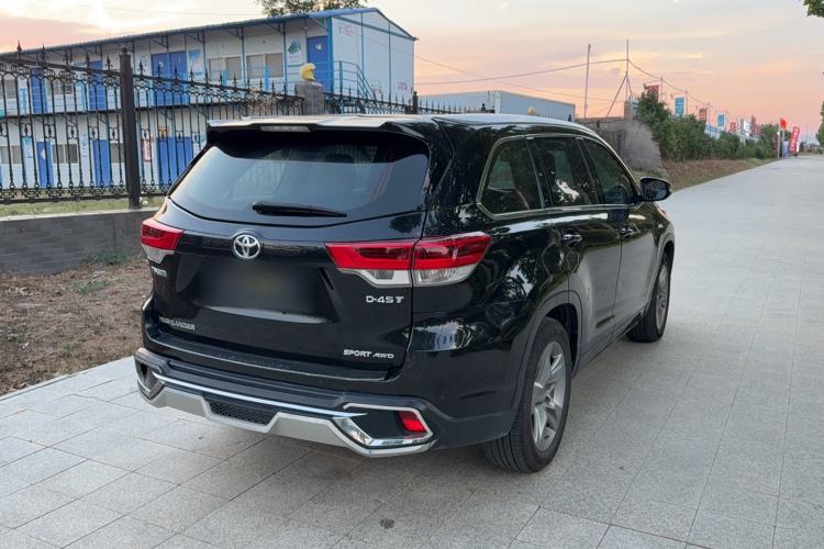 Used Toyota Highlander 2018 2.0T Four-Wheel Drive Luxury Version 7 Seats China VI Standard
