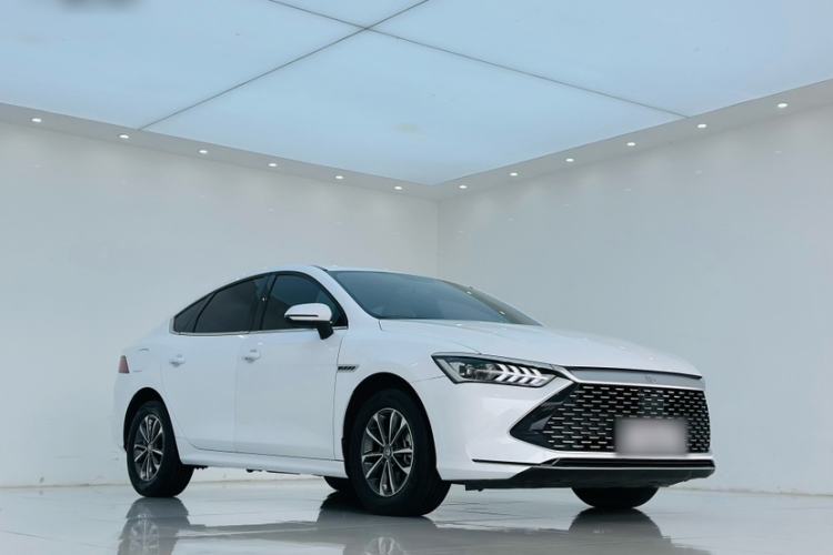 Used BYD Qin PLUS 2023 Champion Edition DM-i 55KM Leading Model
