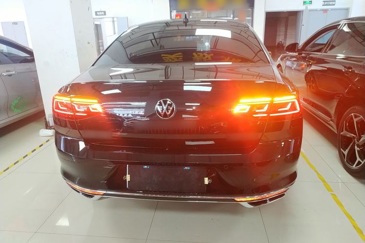Used Volkswagen Magotan 2023 2 Million Units Commemorative Edition 330TSI DSG Luxury Version
