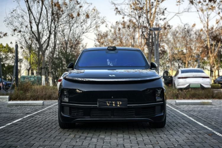 Used Li Auto L8 2023 Pro Model
