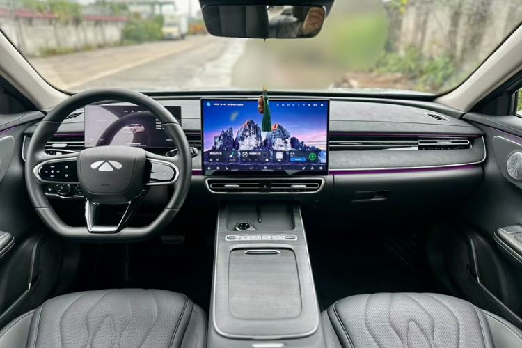 Used Chery Fengyun A8L 2025 1.5 TGDI 145 km Luxury Version
