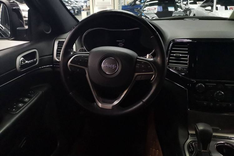 Used  Grand Cherokee 2020 3.0L Elite Navigation Edition
