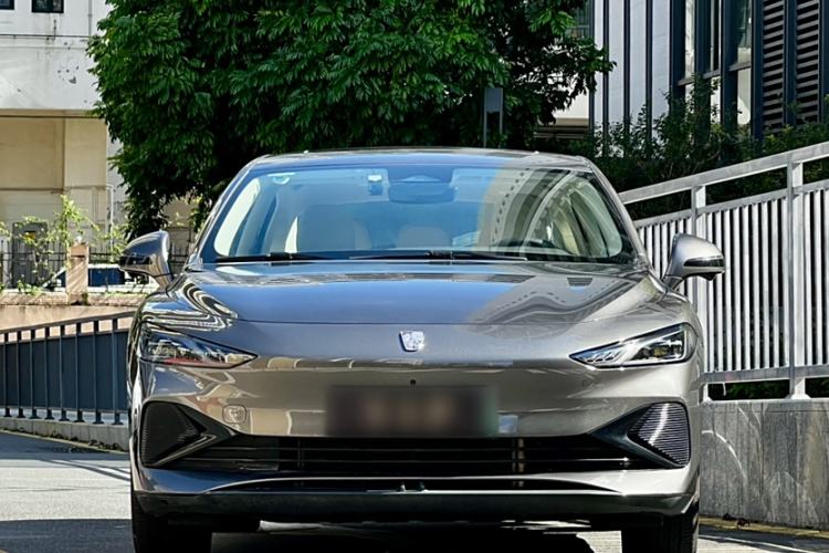 Used Roewe D7 2023 DMH 125km Flagship Edition
