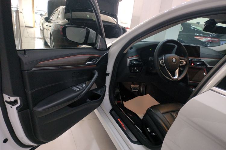 Used BMW 5 Series 2019 530Li Leading Model Luxury Package
