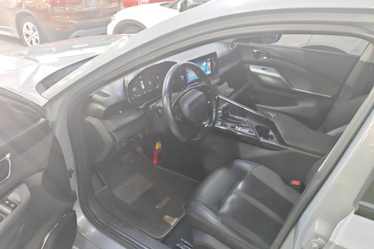 Used Baojun RC-5 2020 RC-5W 1.5T CVT Smart Shine Flagship Model