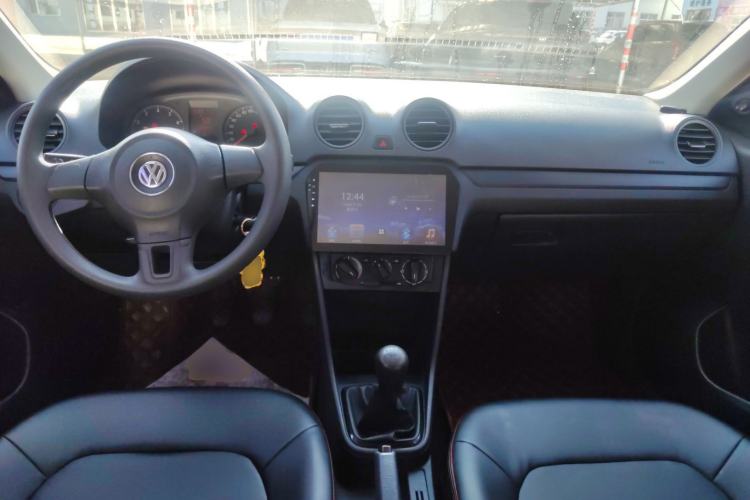 Used Volkswagen Jetta 2015 1.6L Manual Fashion Edition