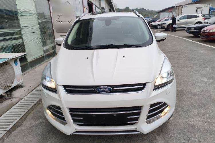 Used Ford Kuga 2015 2.0L GTDi Four-Wheel-Drive Sport Model