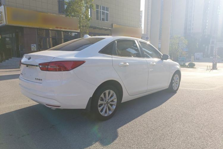 Used Ford Escort 2015 1.5L Automatic Fashion Model