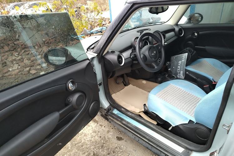 Used  MINI 2011 1.6L ONE