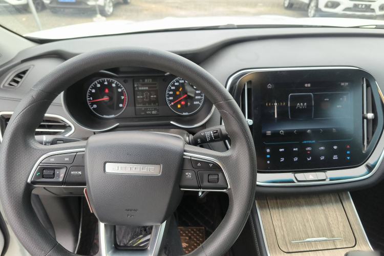 Used Jetour X70 2020 1.5T Manual Comfort Edition 7-Seater
