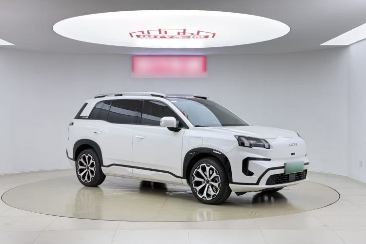 Used AION V 2024 Aion Tyrannosaurus 650 Smart Premium Edition