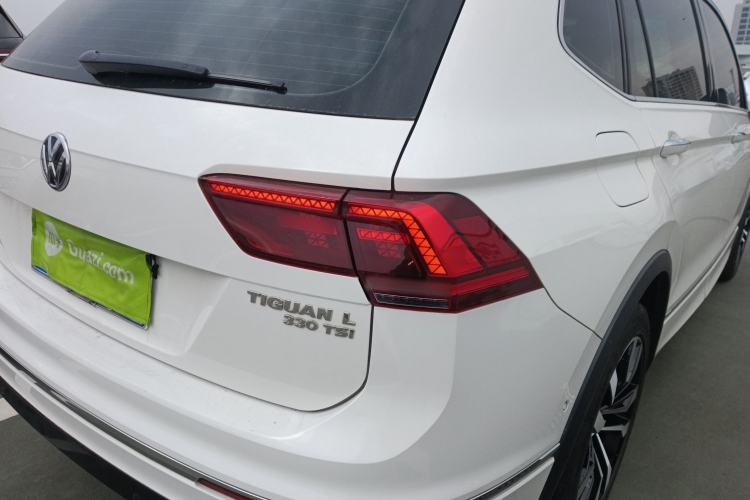 Used Volkswagen Tiguan L 2020 330TSI Automatic Two-Wheel Drive R-Line Flagship Version China VI Standard
