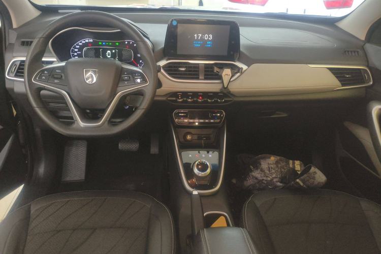 Used Baojun 510 2017 1.5L Automatic Fashion Model
