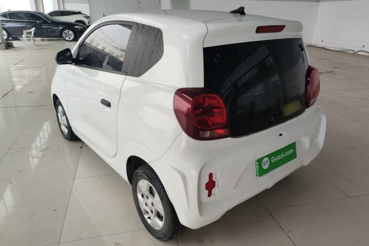 Used Roewe Clever 2021 302 km New Four-Seater Super-Efficient Version
