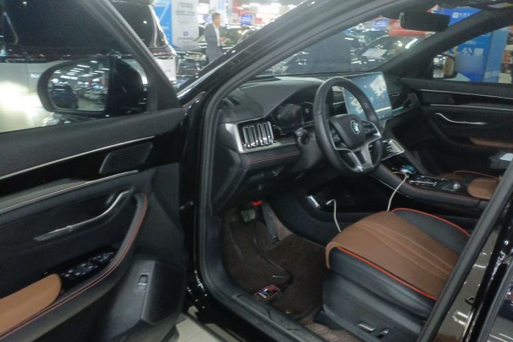 Used BYD Song PLUS New Energy 2021 DM-i 100KM Four-Wheel Drive Flagship PLUS