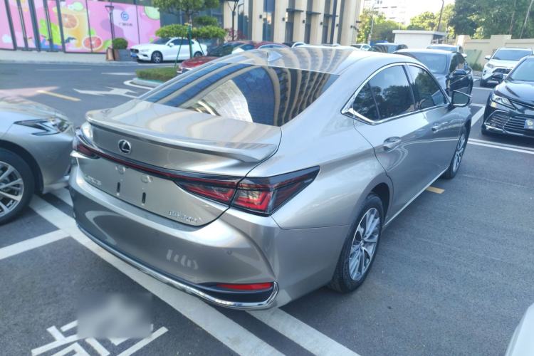 Used Lexus ES 2025 200 Premium Edition
