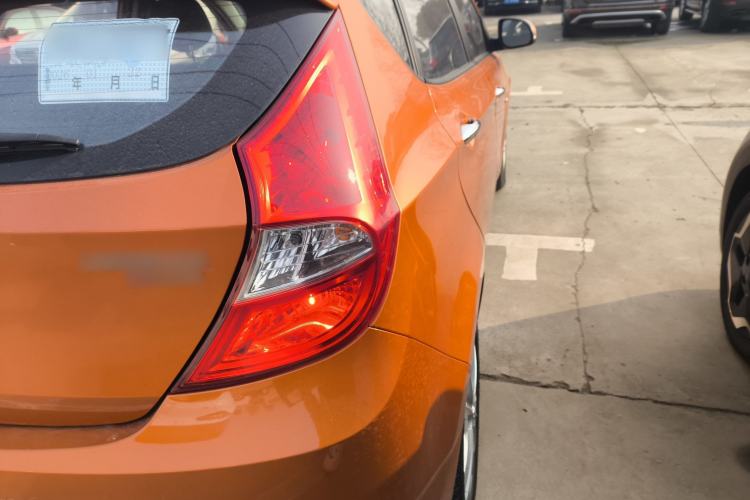 Used Hyundai Verna Ray 2014 1.6L Automatic TOP
