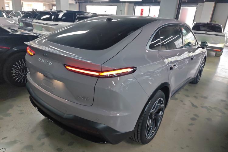 Used ONVO L60 2024 60 kWh All-Wheel Drive