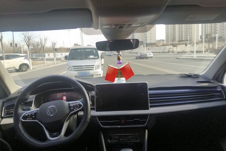 Used Volkswagen Tiguan L 2022 330TSI Automatic Two-Wheel Drive R-Line Flagship Edition
