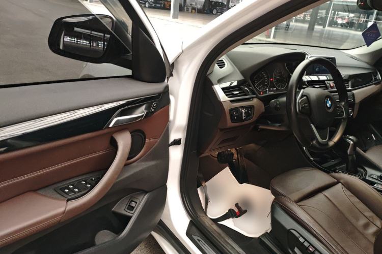 Used BMW X1 2018 sDrive18Li Luxury Model
