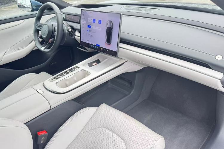 Used  SU7 2024 Four-Wheel-Drive Max Founder's Edition
