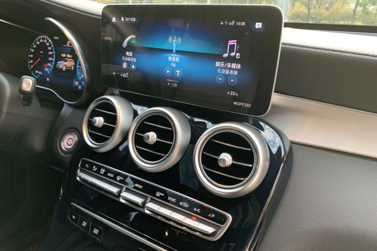 Used Mercedes-Benz GLC 2021 GLC 260 L 4MATIC Dynamic Edition
