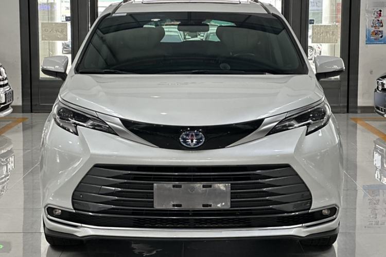 Used Toyota Sienna 2021 2.5L Hybrid Luxury Edition

