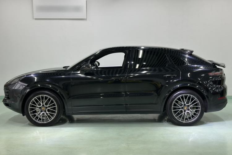 Used Porsche Cayenne 2019 Cayenne Coupé 3.0T
