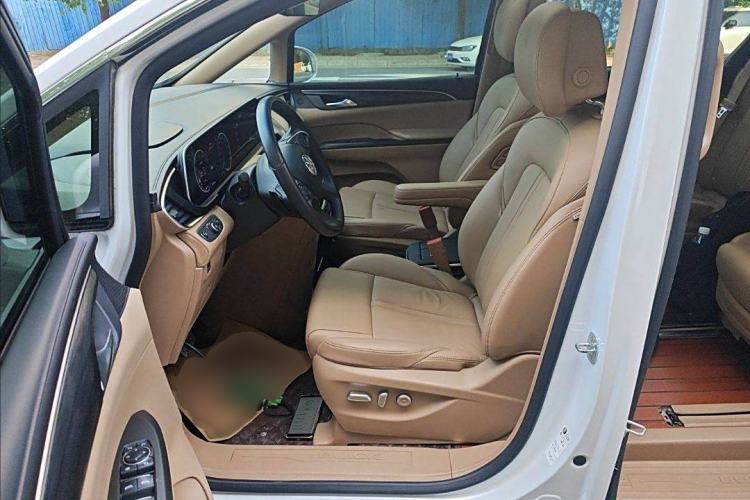 Used Buick GL8 2021 ES Land Cruiser 653T Luxury Edition
