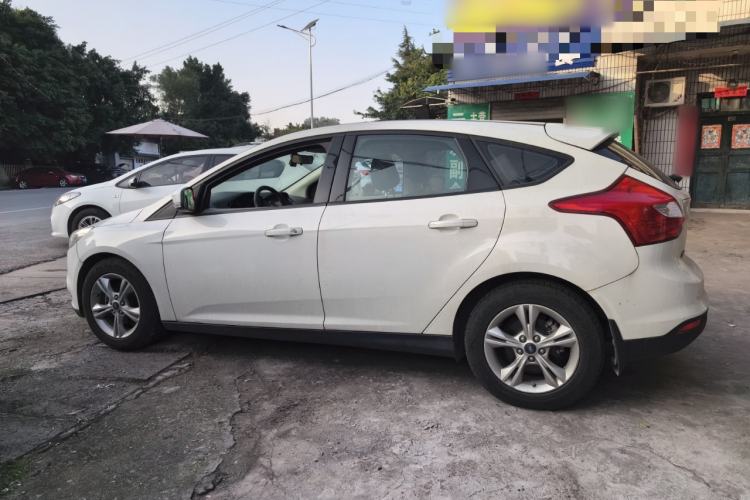 Used Ford Focus 2012 Hatchback 1.6L Automatic Fashion Edition

