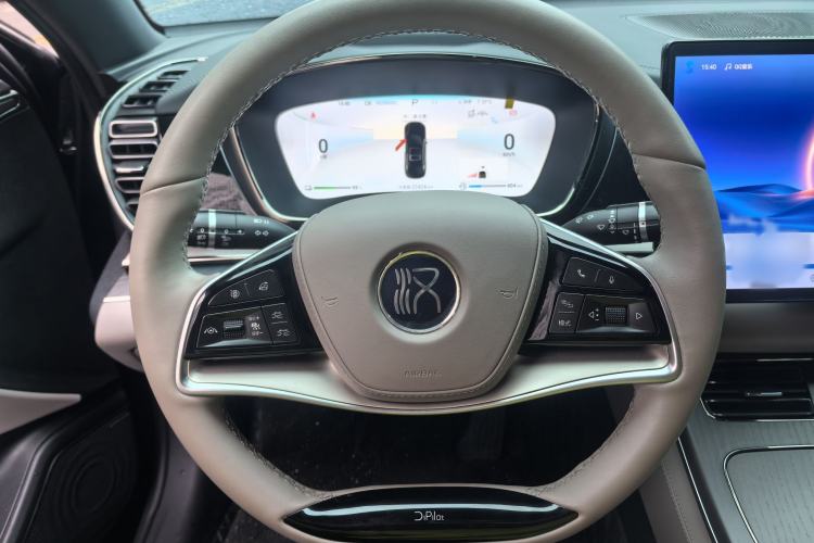 Used BYD Han 2024 DM-i Glory Edition 200KM Flagship Model