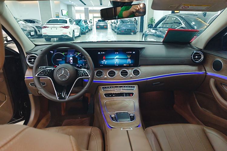 Used Mercedes-Benz E-Class 2023 Updated E 300 L Fashion Edition
