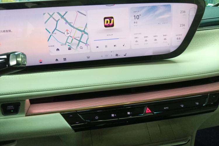 Used Buick GL8 New Energy 2024 Lu Zun Luxury Edition 7-Seater
