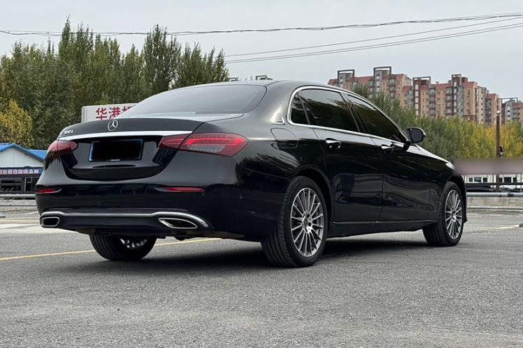 Used Mercedes-Benz E-Class 2021 E 260 L
