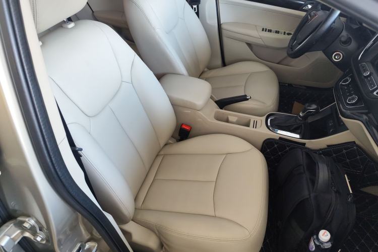 Used Roewe 360 2015 20T TST Deluxe Edition