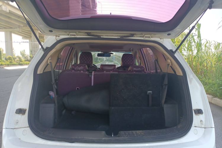 Used Baojun 560 2017 1.5T Manual Comfort Version 7 Seats