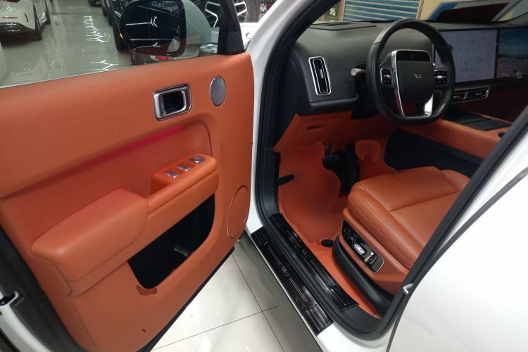 Used Li Auto L7 2023 Air model
