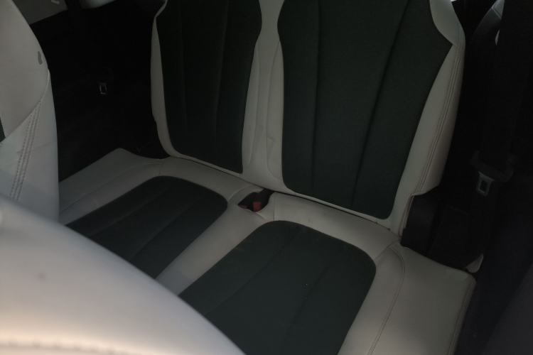 Used Roewe Clever 2021 302 km New Four-Seater Super-Efficient Version
