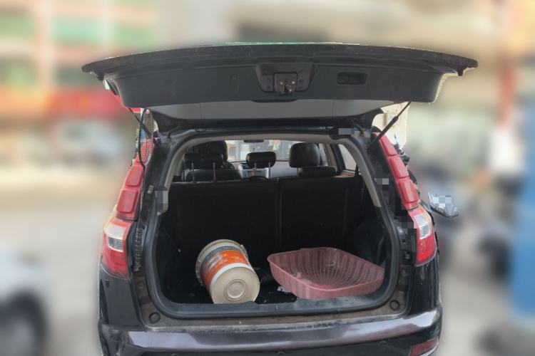 Used Geely Auto GX7 2015 Classic Edition 1.8L Manual Elite Model China V Standard
