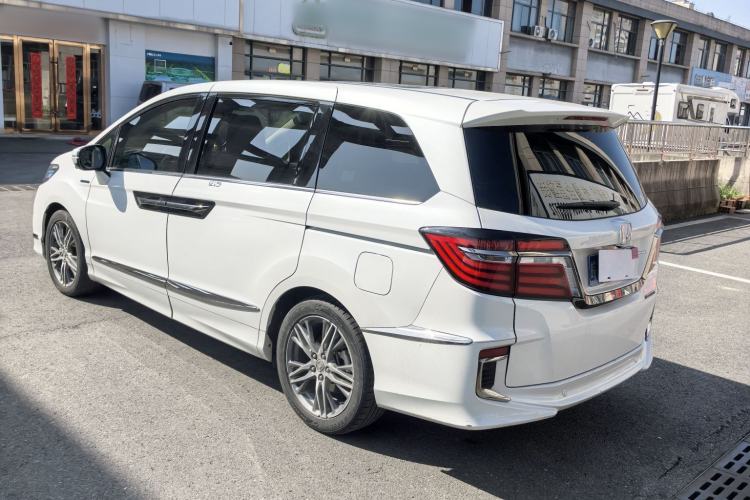 Used Honda Elysion 2019 2.0L Hybrid Luxury Edition
