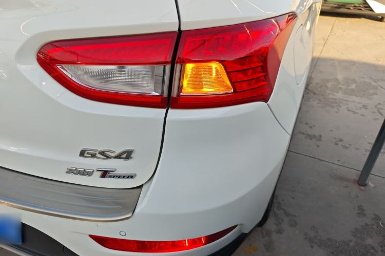 Used GAC Trumpchi GS4 2015 200T G-DCT Luxury Edition
