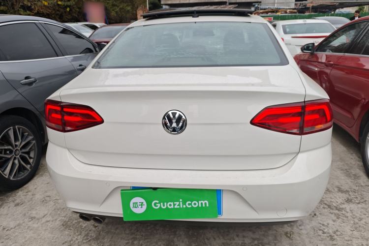 Used Volkswagen Lamando 2017 230TSI DSG Fashion Edition
