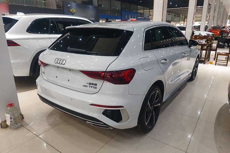 Used Audi A3 2024 Sportback 35 TFSI Fashionable Sports Model
