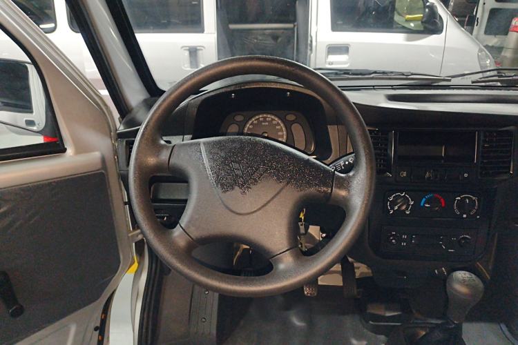 Used Wuling Zhiguang 2023 1.5L Practical Version 5/7 Seats