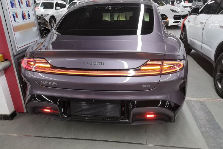 Used  SU7 2024 Rear-Drive Long-Range Intelligent Driving Version
