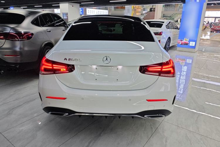 Used Mercedes-Benz A-Class 2022 Revised Version A 200 L Sport Sedan Fashionable Style