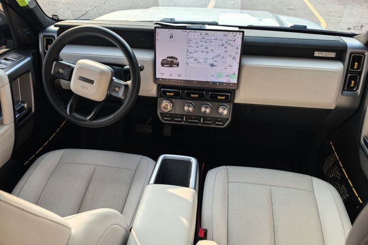 Used  V23 2025 401 Two-Wheel Drive Advanced Edition
