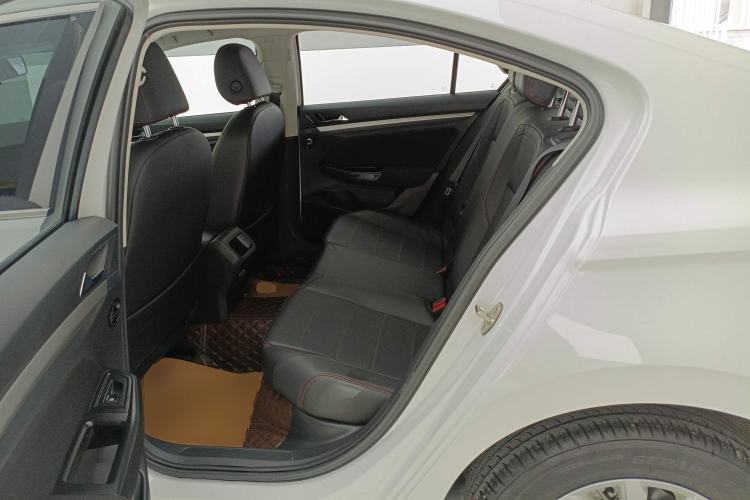 Used Volkswagen Bora 2021 1.5L Manual Fashion Smart Connect Edition
