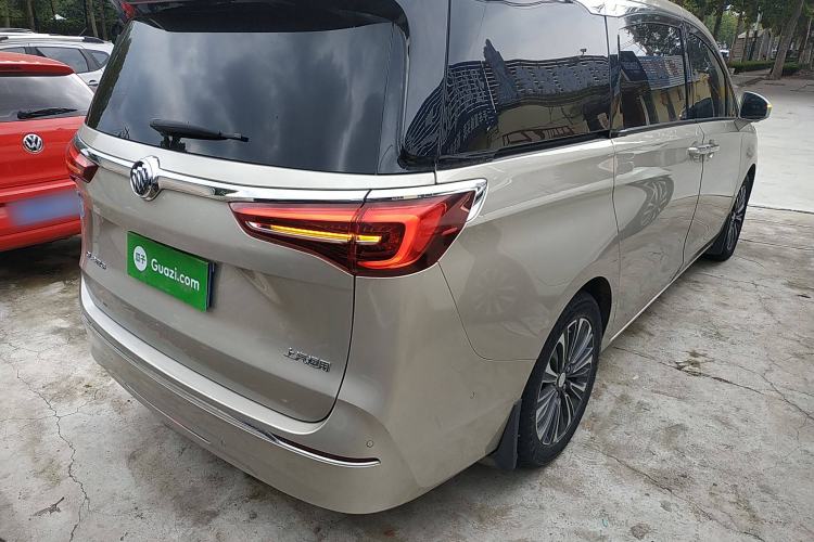 Used Buick GL8 2022 ES Land Cruiser 653T Luxury Model
